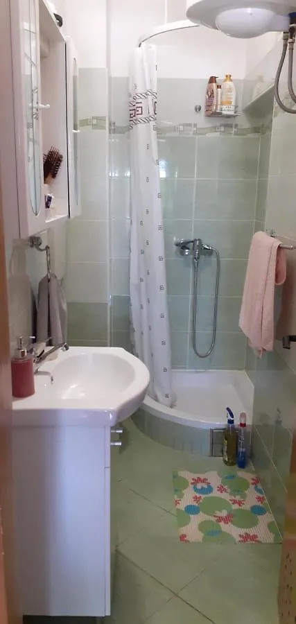 Apartmani Mary Povljana Apartment